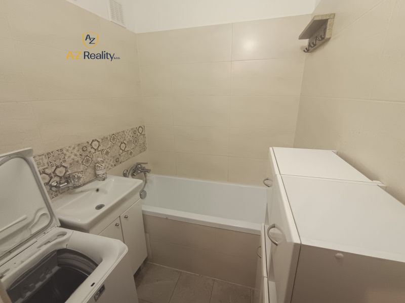 Rent Two bedroom apartment, Two bedroom apartment, Nové Zámky, Slovaki