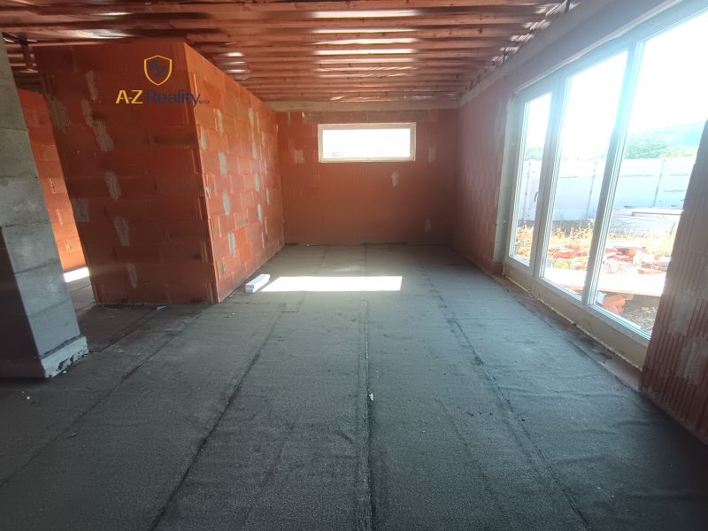 For sale: 2 new buildings under construction in the village of Čechy