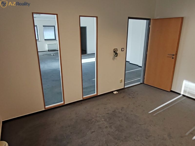 Rent Offices, Offices, Záhradnícka, Komárno, Slovakia