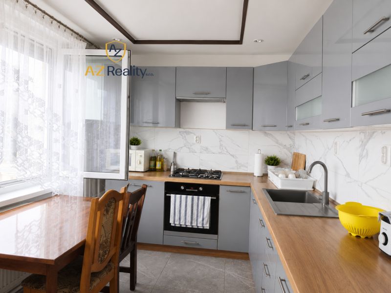 Sale Three bedroom apartment, Three bedroom apartment, Dvor Mikuláš, N