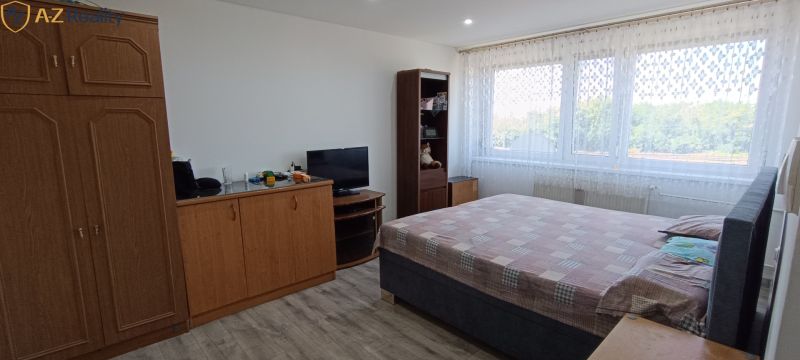 Sale Three bedroom apartment, Three bedroom apartment, Dvor Mikuláš, N
