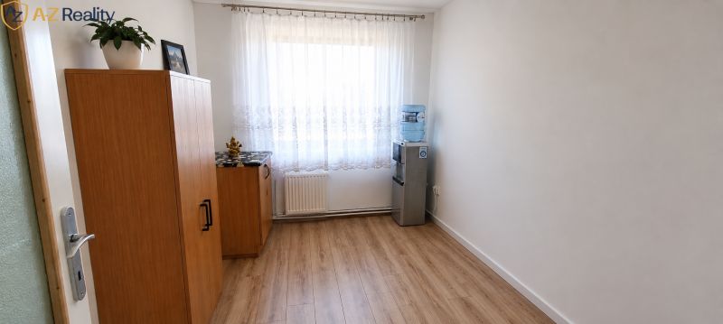 Sale Three bedroom apartment, Three bedroom apartment, Dvor Mikuláš, N