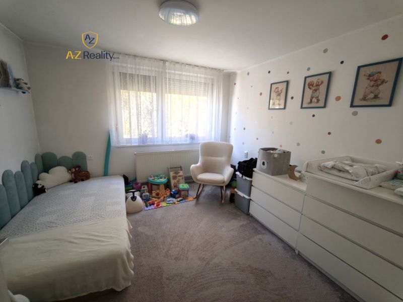 Sale Three bedroom apartment, Three bedroom apartment, Nové Zámky, Slo
