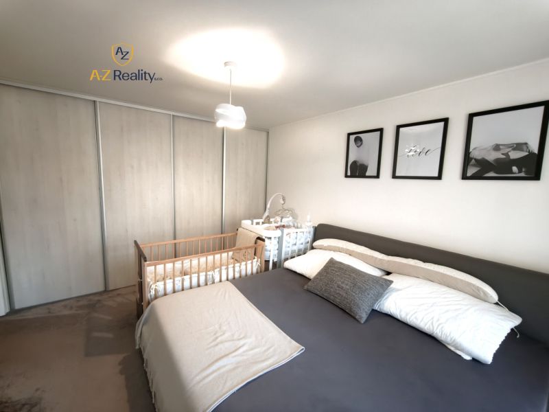 Sale Three bedroom apartment, Three bedroom apartment, Nové Zámky, Slo