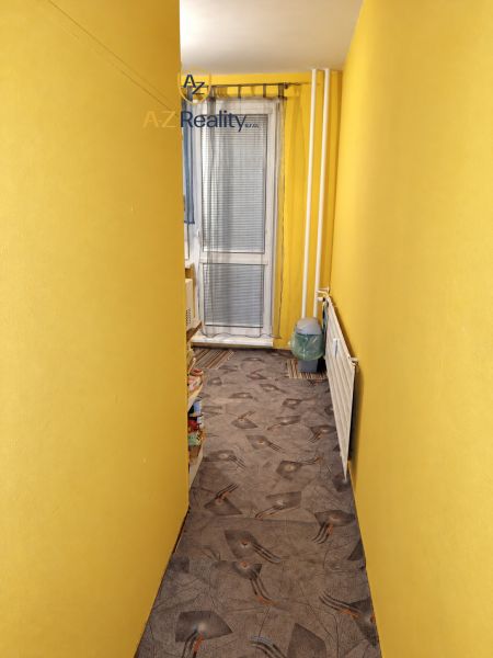 Spacious 2-Room Apartment with Balcony in Nové Zámky